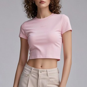 Women’s Cropped T-Shirt – Trendy, Comfortable & Customizable